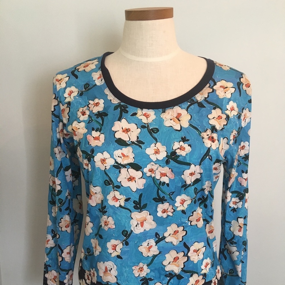 Escada Medium Floral Long Sleeve Crew Neck Top